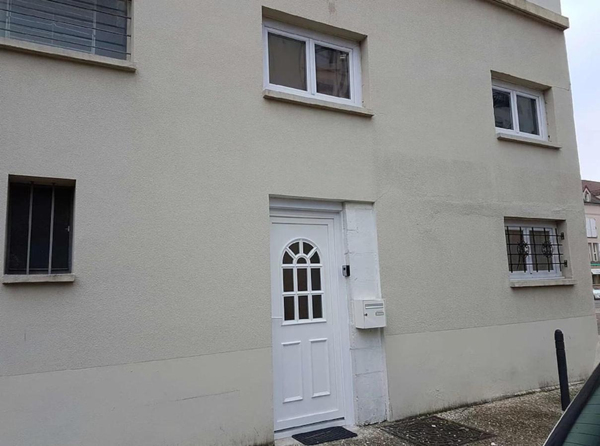 Location Duplex 52M² Au Coeur De Troyes Lejlighed Eksteriør billede